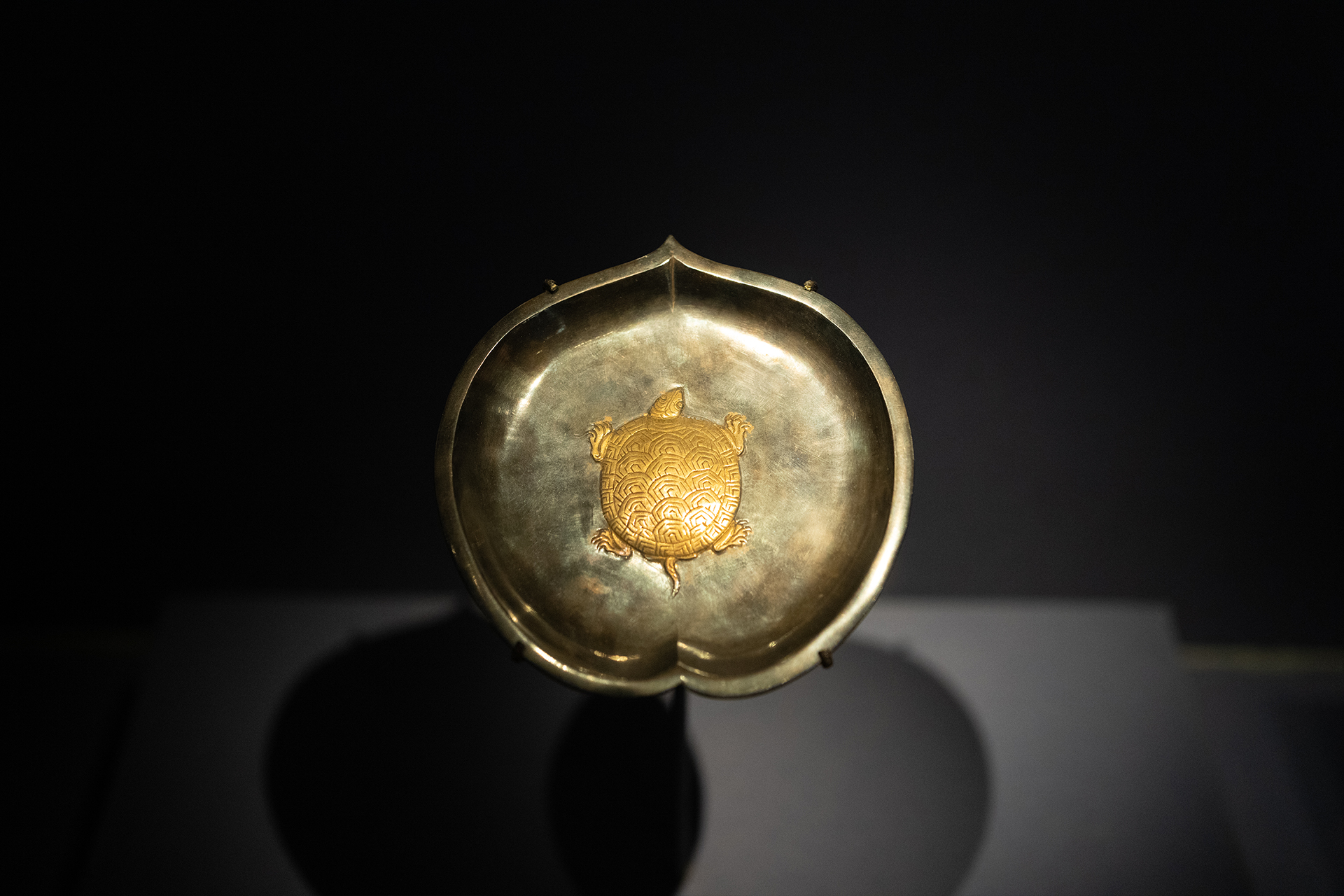 The cross-cultural animal motifs of Tang gold and silver