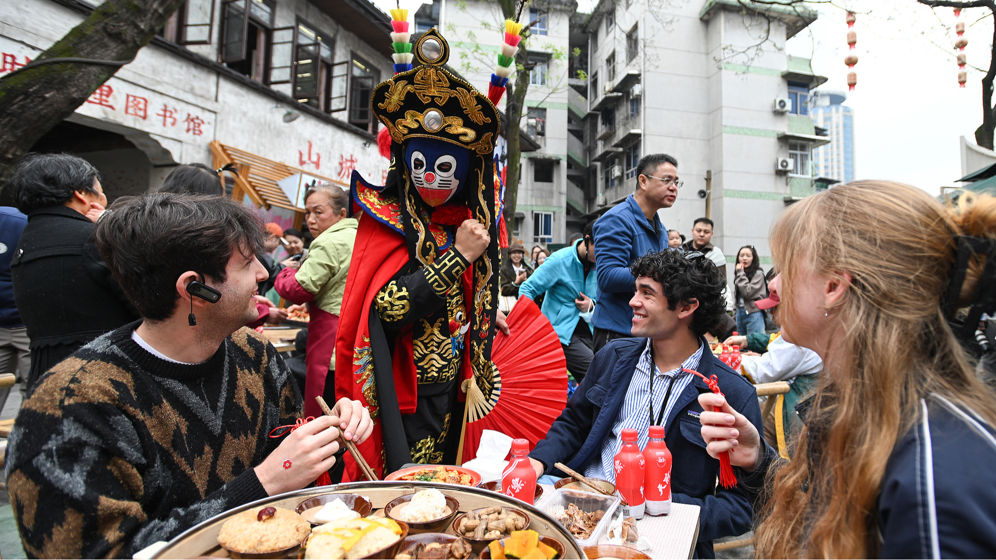 American students from Yale University visit Chongqing, China, March 20, 2026. /VCG