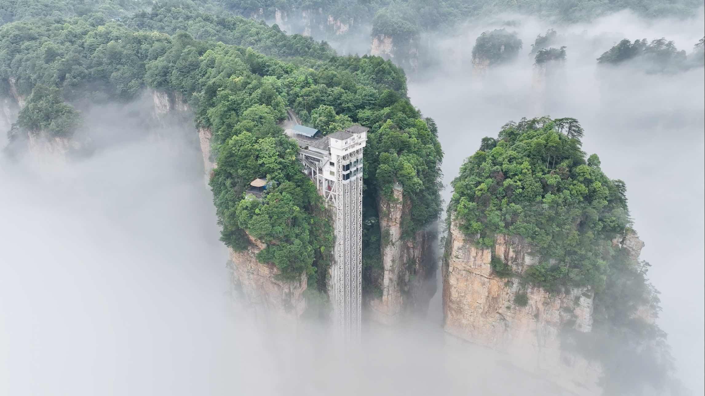 Checking in at the world's No. 1 elevator
