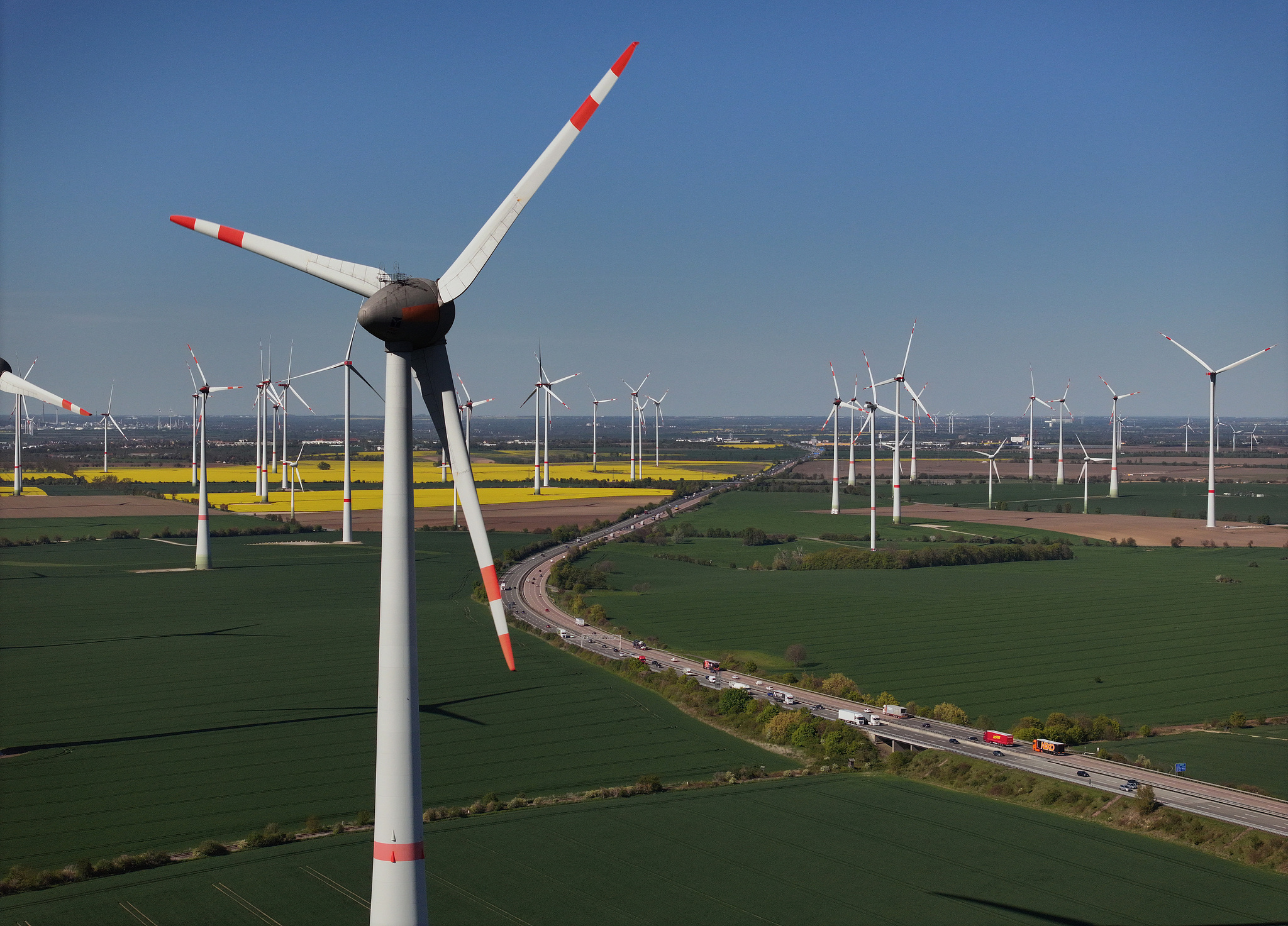 A view of a wind farm near Zorbau, Germany, April 29, 2026. /VCG