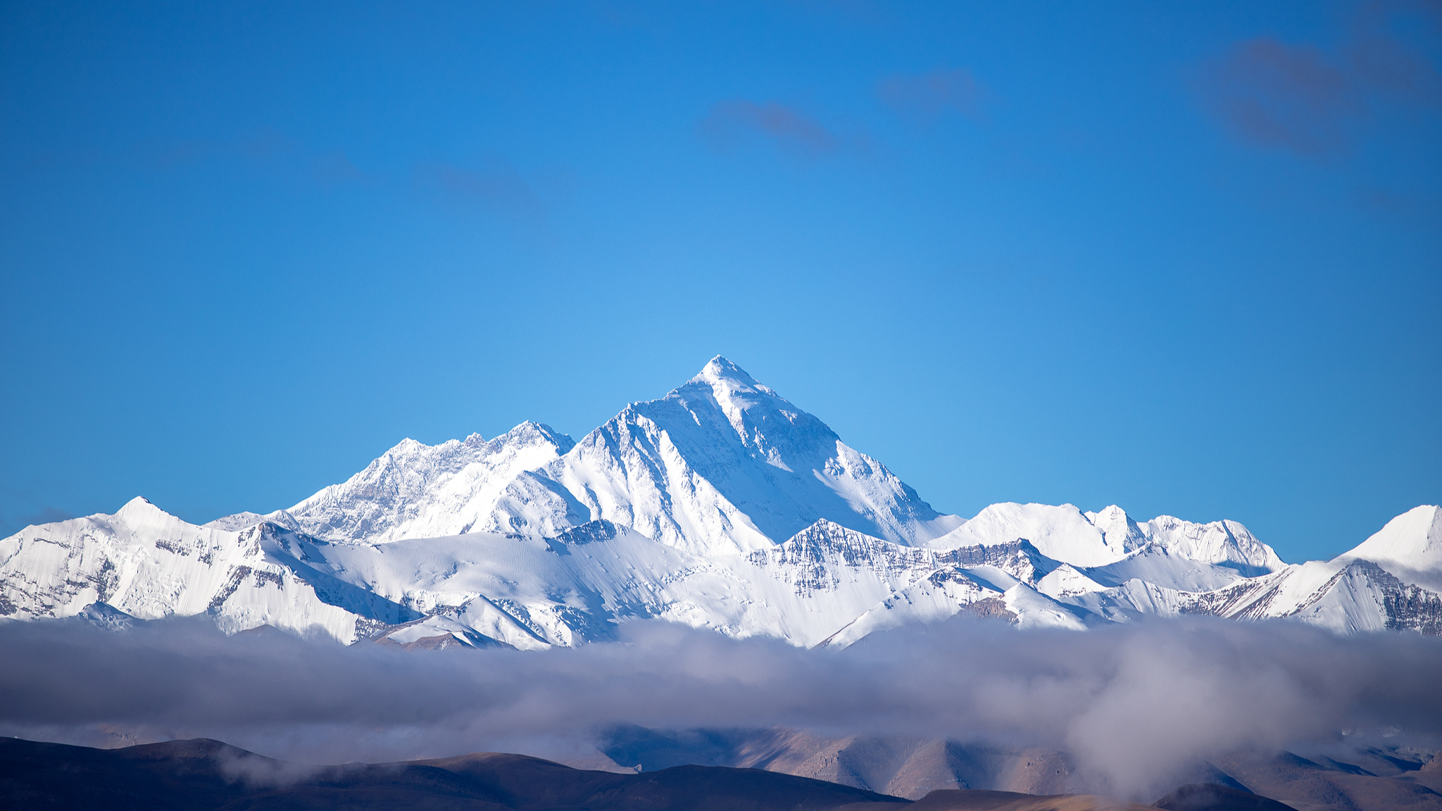 Live: The majestic Qomolangma – Witness to Xizang's 75 years of beauty, growth