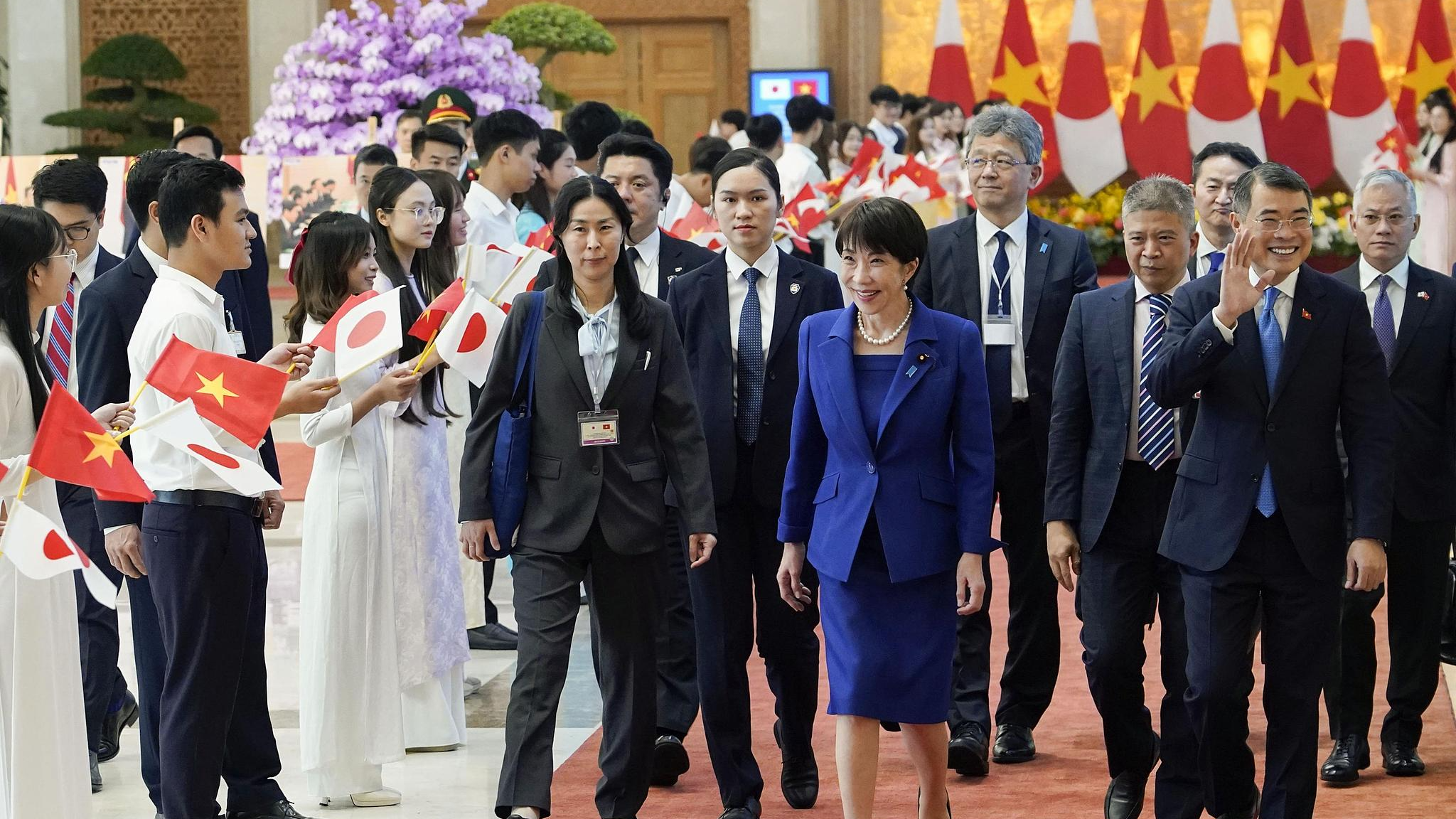Japanese Prime Minister Sanae Takaichi and her Vietnamese counterpart Le Minh Hung are pictured after their talks in Hanoi, Vietnam, May 2, 2026. /CFP