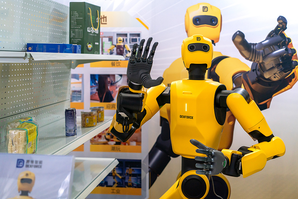 A robot at the FAIR plus 2026 Robotics Industry Chain Summit in Shenzhen, China, April 22, 2026. /VCG
