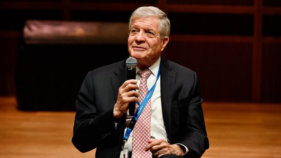 Joseph W. Polisi, president emeritus and chief China officer of the Juilliard School in the United States, speaks during a meeting in the Tianjin Juilliard School in the Binhai New Area of Tianjin, China, March 25, 2023. /Xinhua
