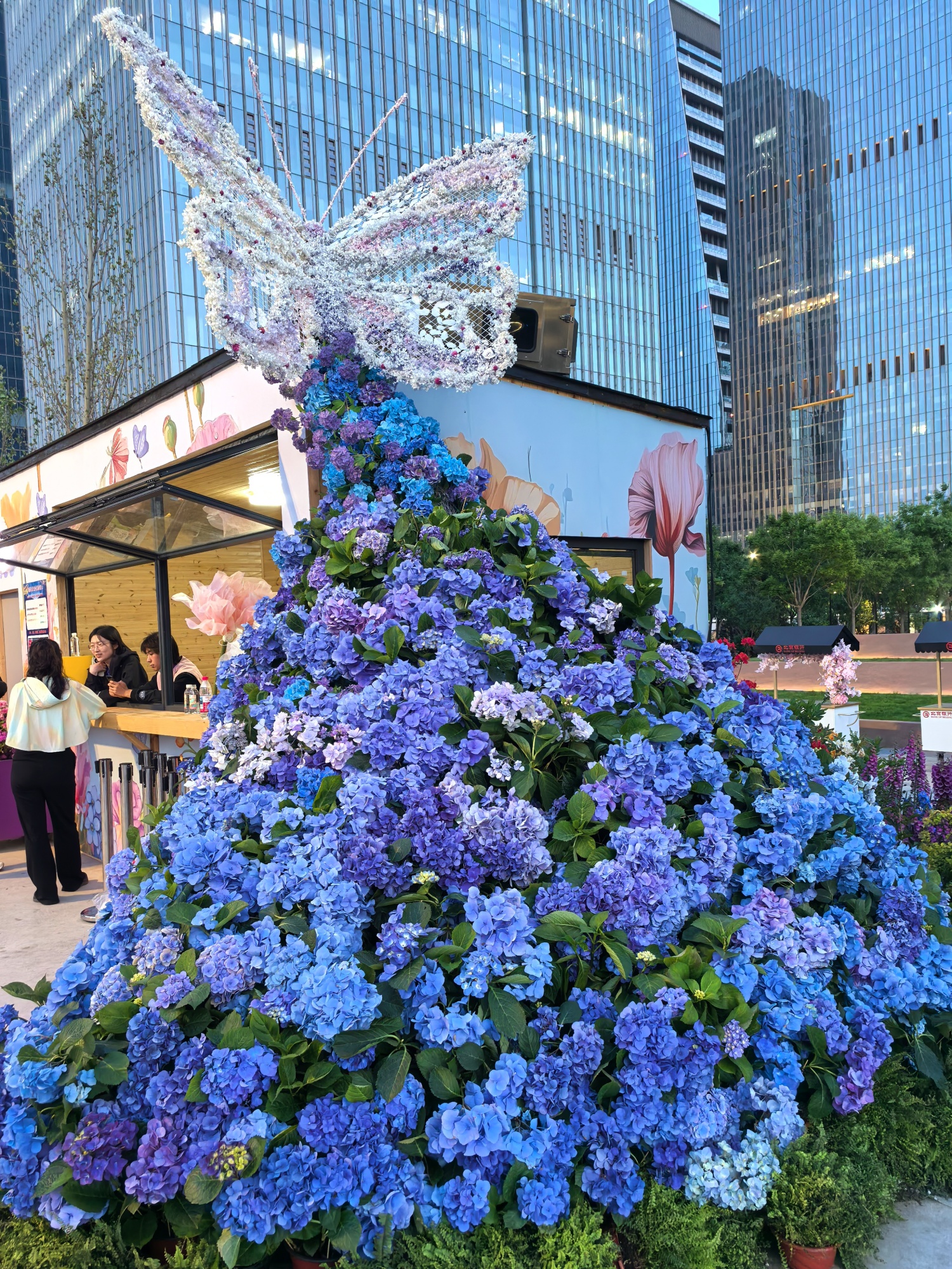 A floral display of the 2026 Beijing International Flower Show is seen in Beijing on May 4, 2026. /CGTN