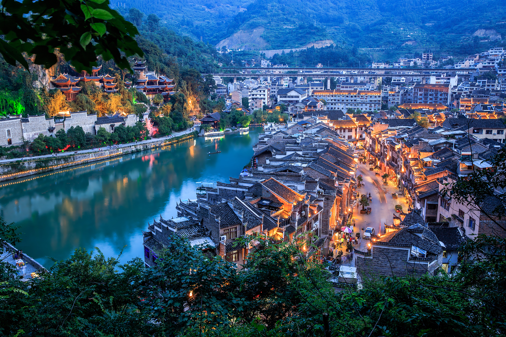 Zhenyuan ancient town in Qiandongnan, Guizhou Province. /VCG