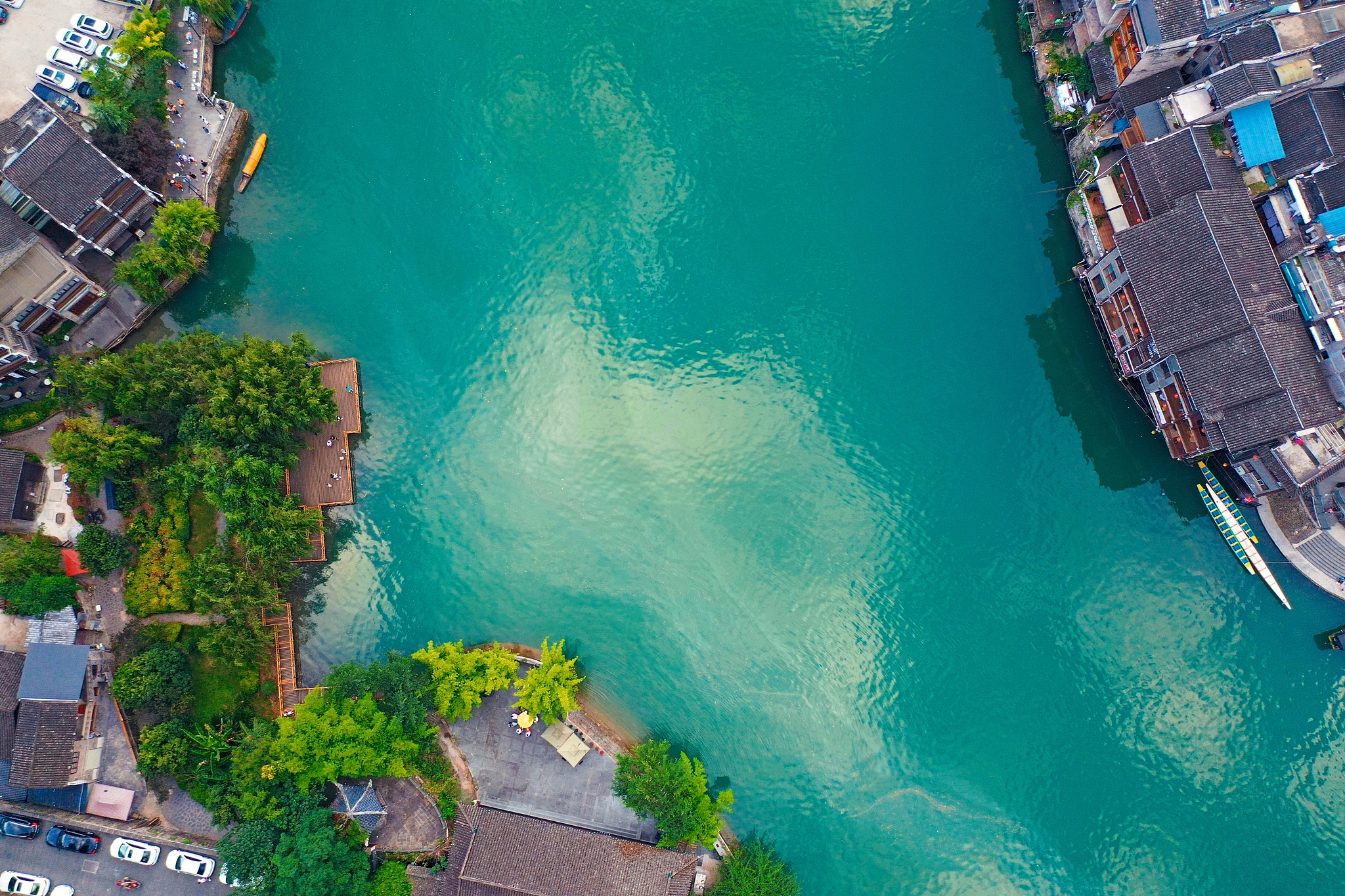 Zhenyuan ancient town in Qiandongnan, Guizhou Province. /VCG