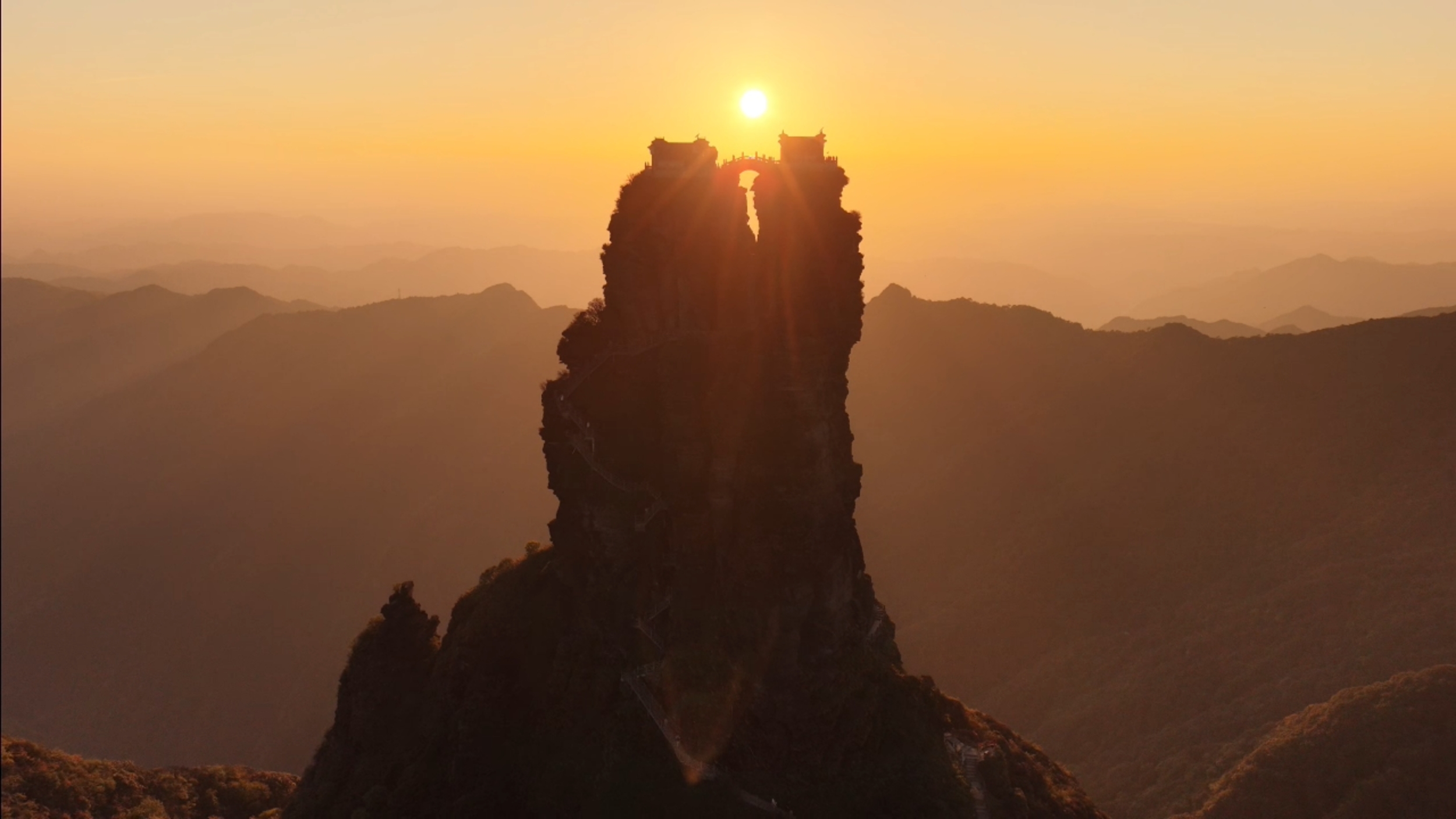 Mount Fanjing is seen in southwest China's Guizhou Province on May 5, 2026. /Tongren Media Convergence Center