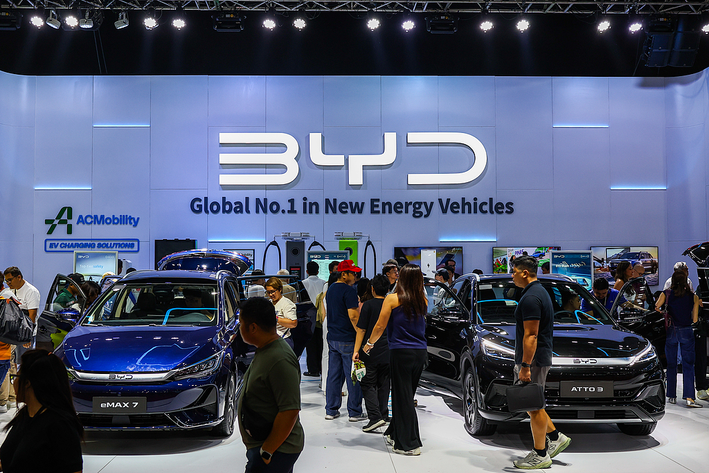 People view the electric vehicle models from Chinese brand BYD, during the International Auto Show, in Pasay City, Metro Manila, Philippines, on April 11, 2026. /VCG