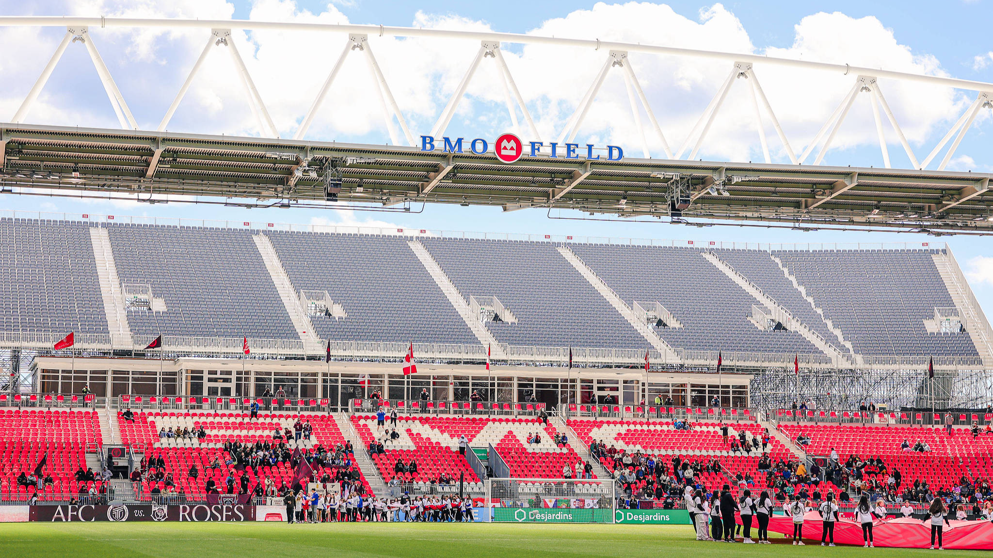 Toronto's stadium hosts record crowd in dress rehearsal for World Cup