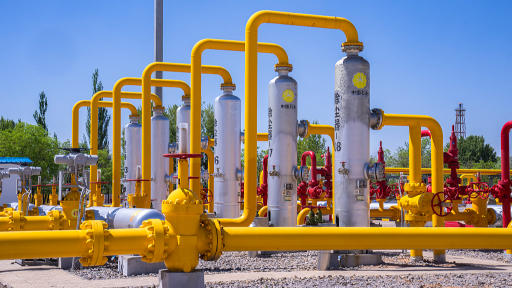 Natural gas pipelines in Yulin, northwest China's Shaanxi Province, May 11, 2026. /VCG