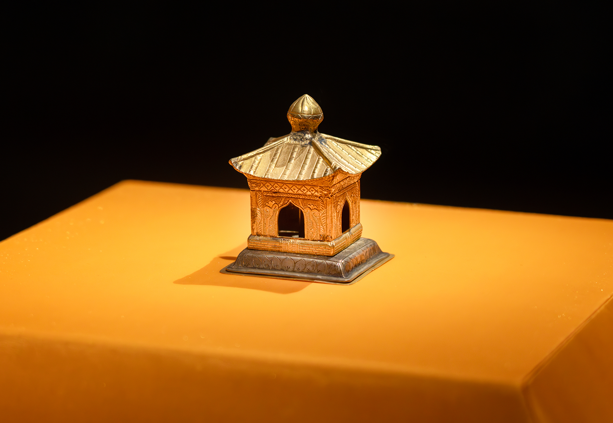 Tang Dynasty masterpiece for the Buddha's relic