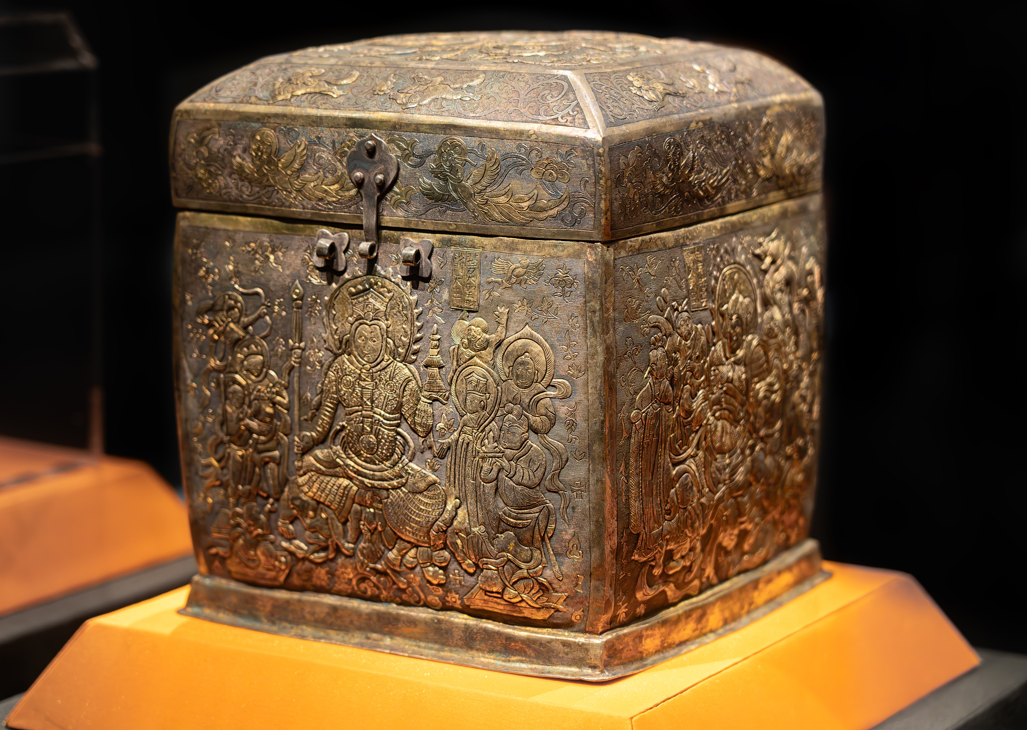Tang Dynasty masterpiece for the Buddha's relic