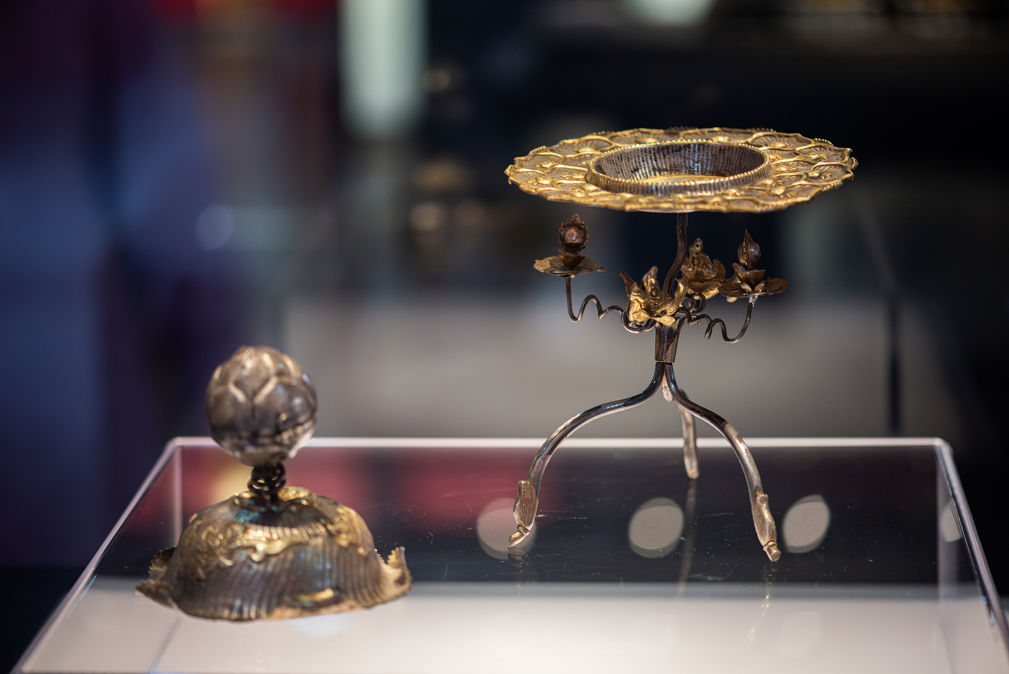 Tang imperial tea set from Famen Temple: A brew of craft and culture