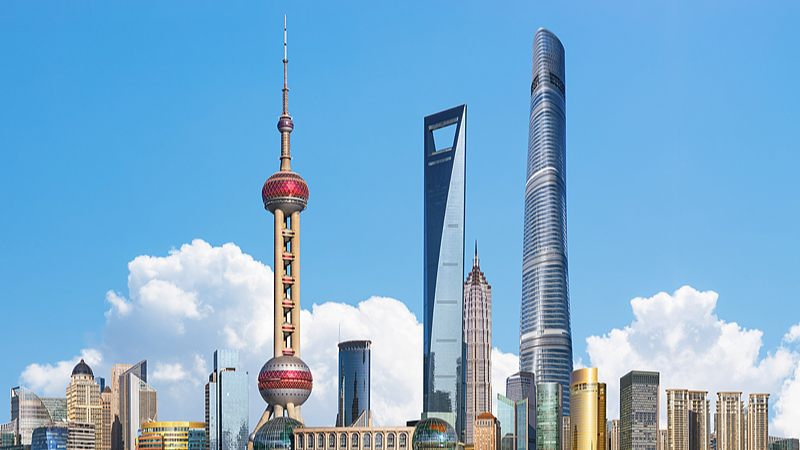 Live: Enchanting daytime views of Shanghai along Huangpu River