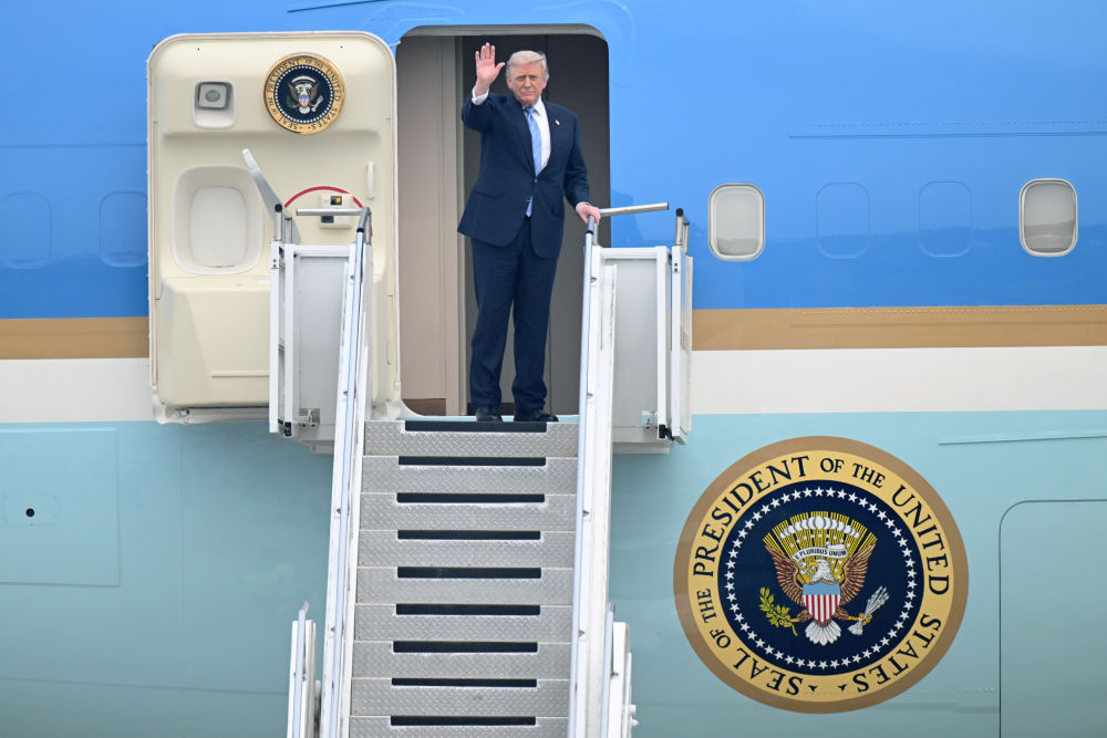 US President Donald Trump departs Beijing after state visit to China