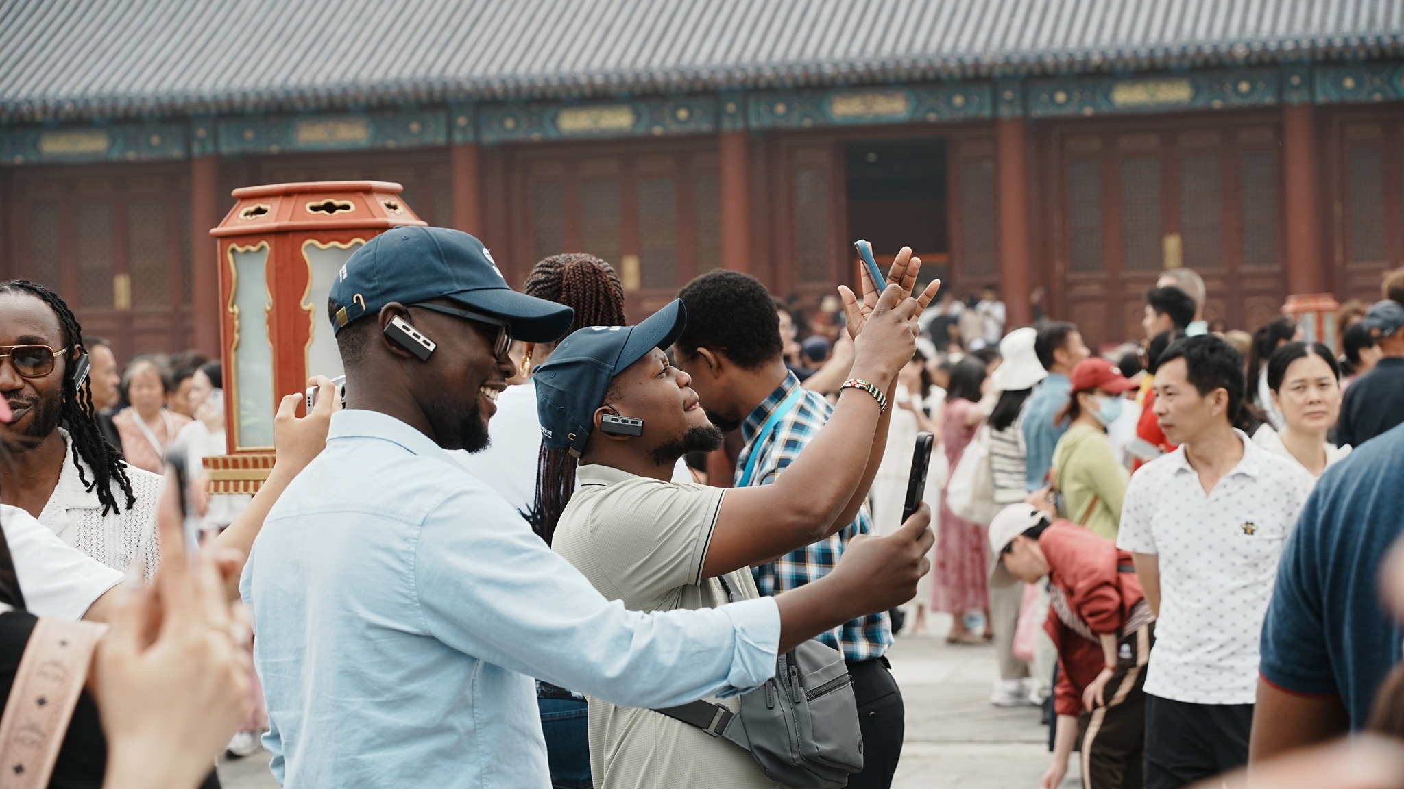 Visitors pose for photos at Beijing's Temple of Heaven on May 15, 2026. /VCG