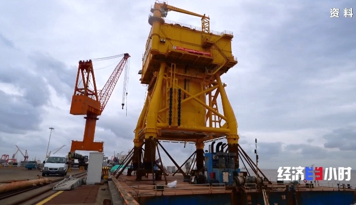 The underwater data center while under construction. /CMG