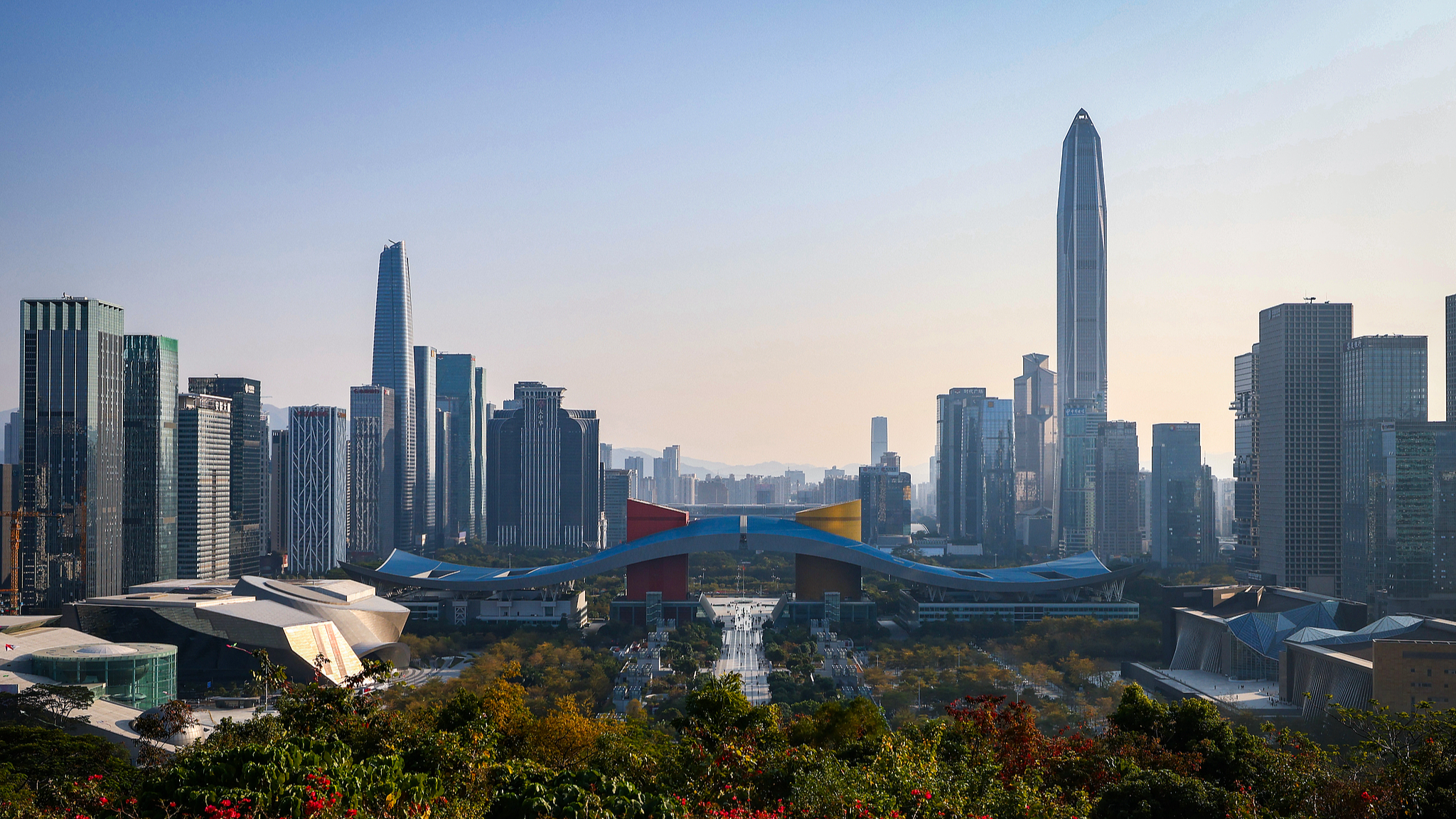 Live: Discover Shenzhen's mountain and coastal landscapes