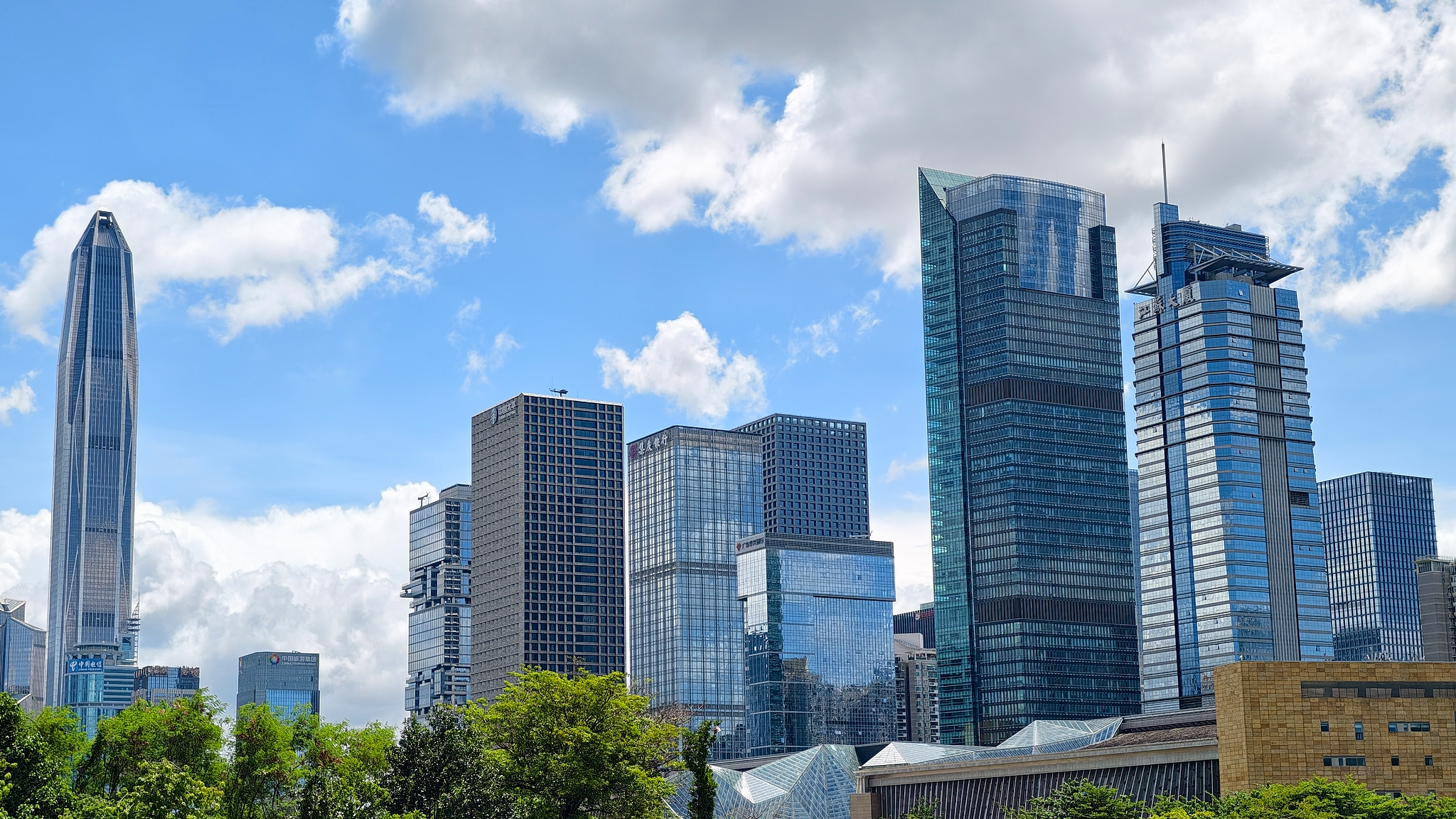 Live: Explore the cityscape of Shenzhen's CBD