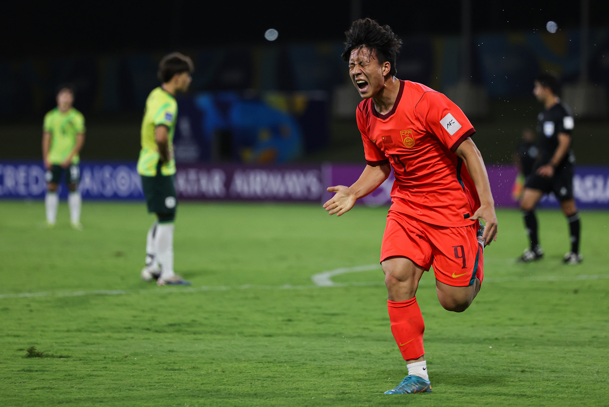 China's Xie Jin celebrates his goal during their semifinal against Australia at AFC U17 Asian Cup in Jeddah, Saudi Arabia, May 19, 2026. /VCG