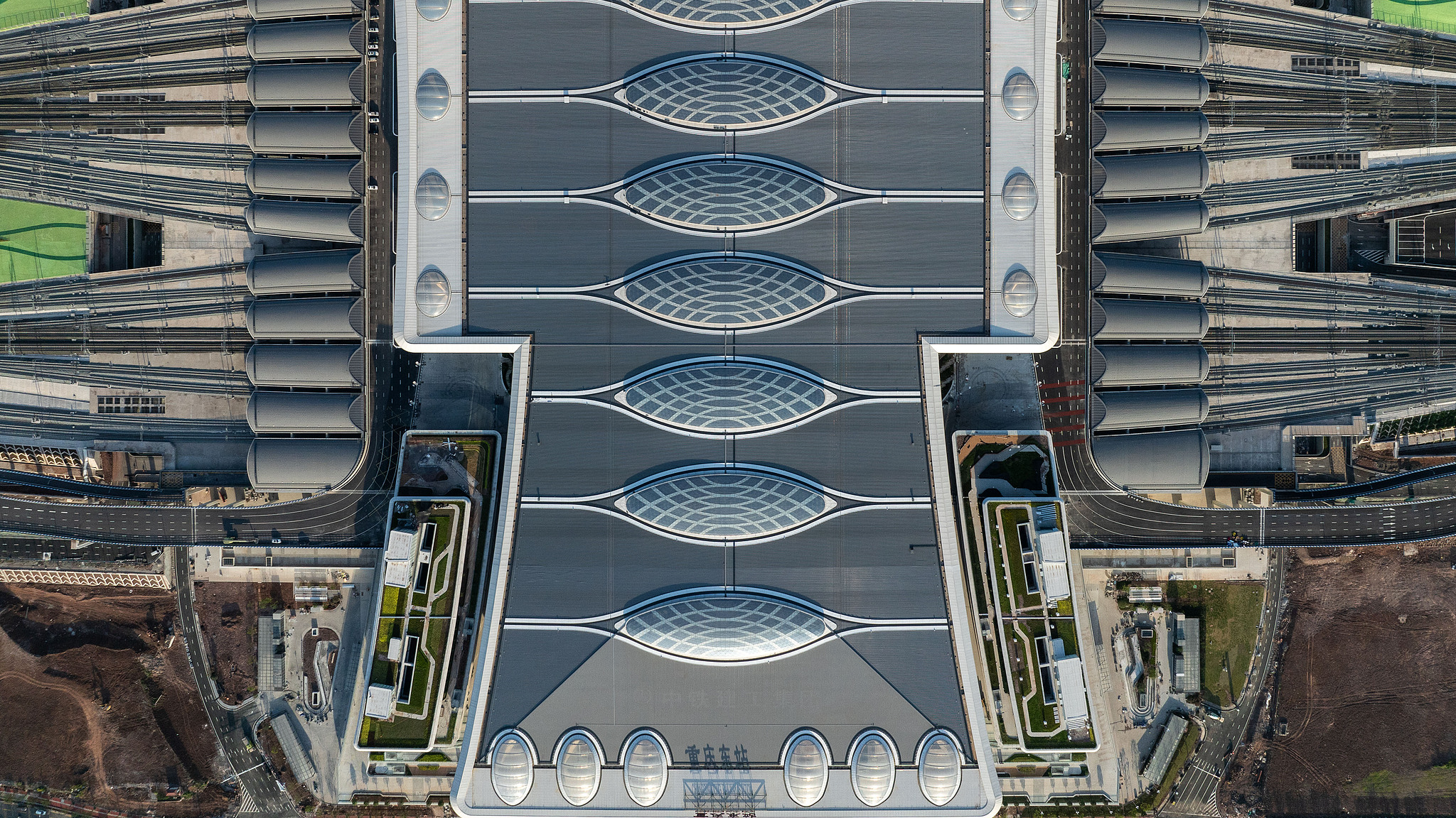 Musk spotlights Chongqing's futuristic rail megahub