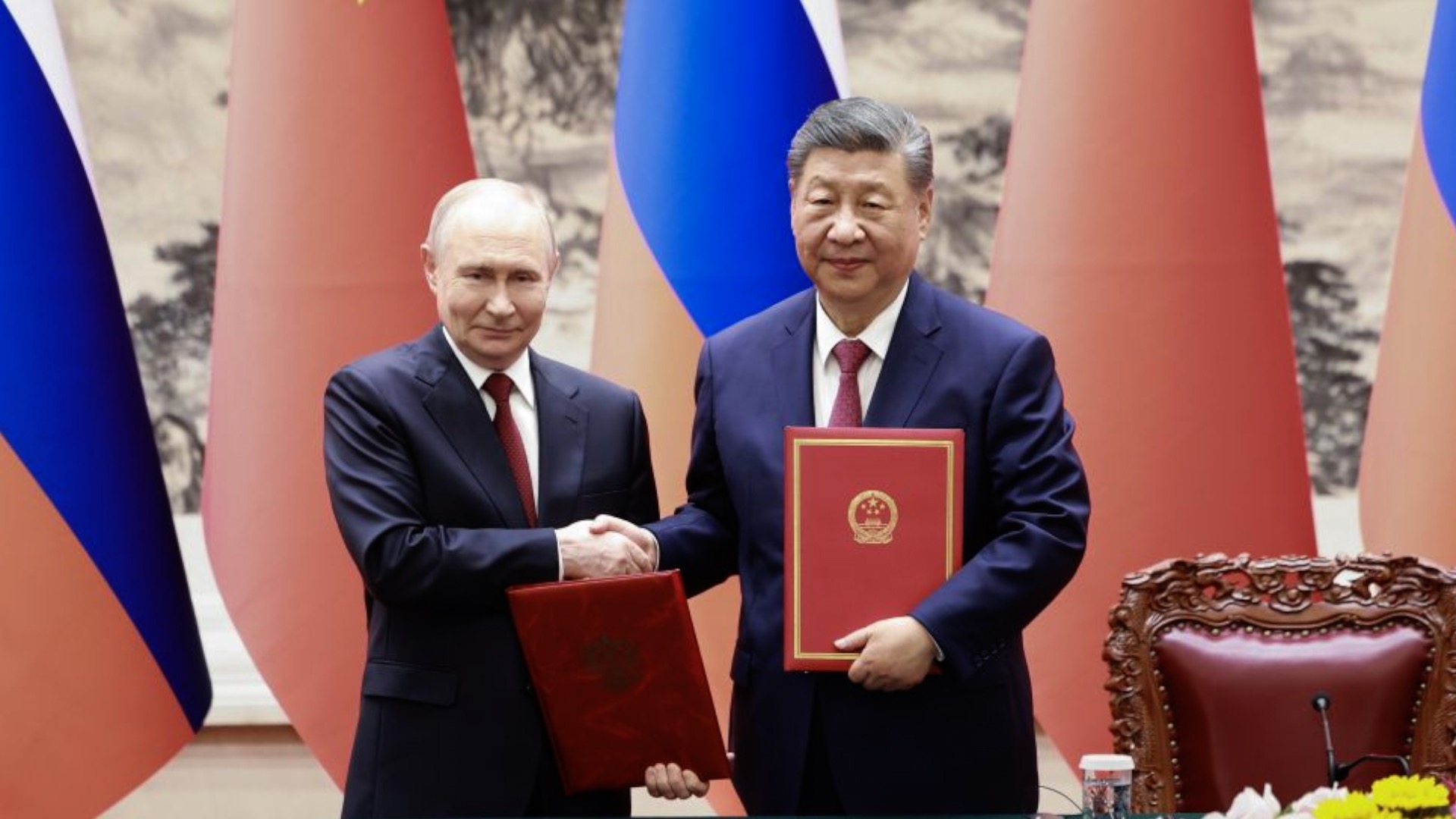 Xi Jinping and Vladimir Putin sign joint statement in Beijing