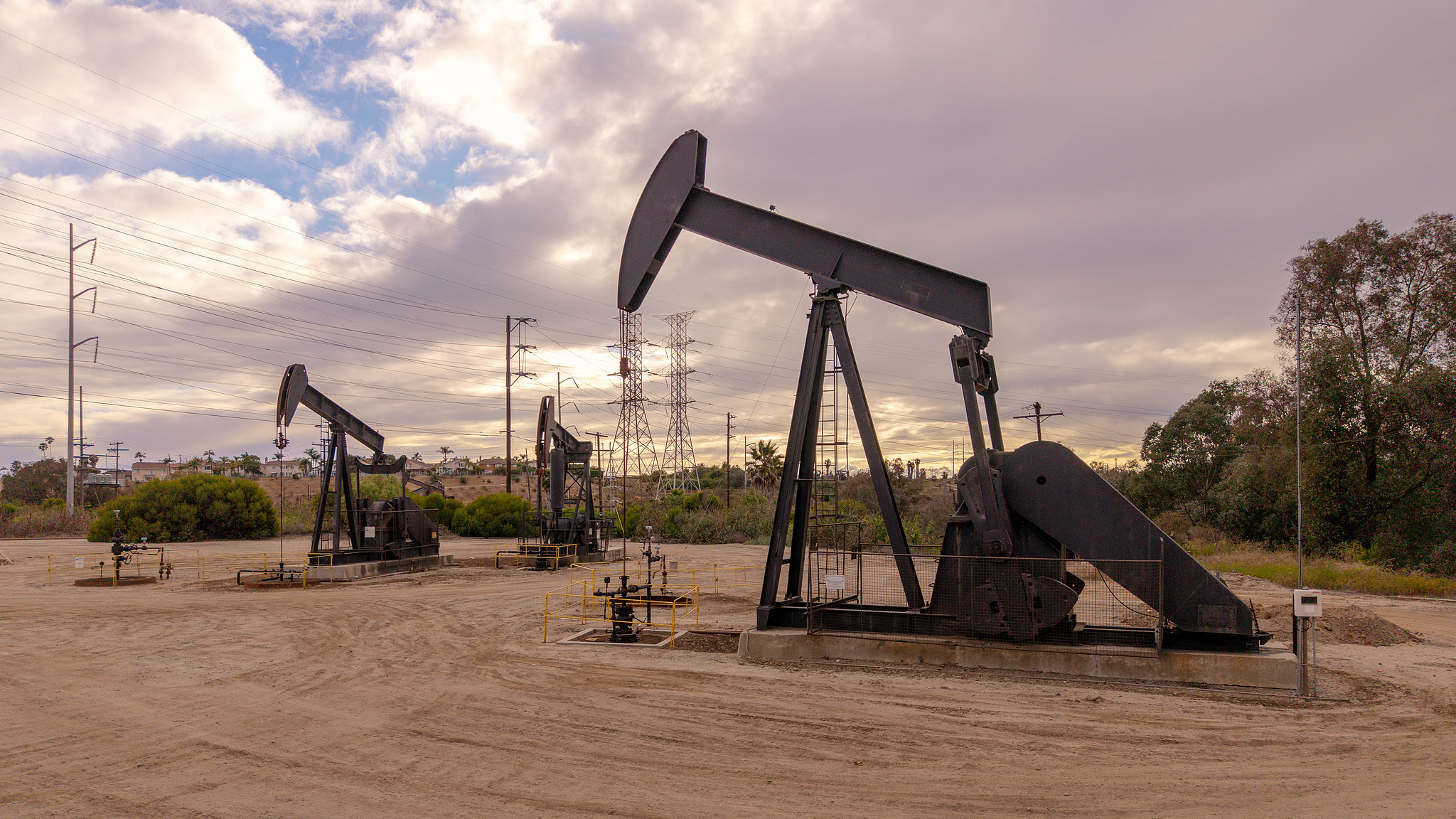UN chief: Fossil fuels principal driver of climate crisis