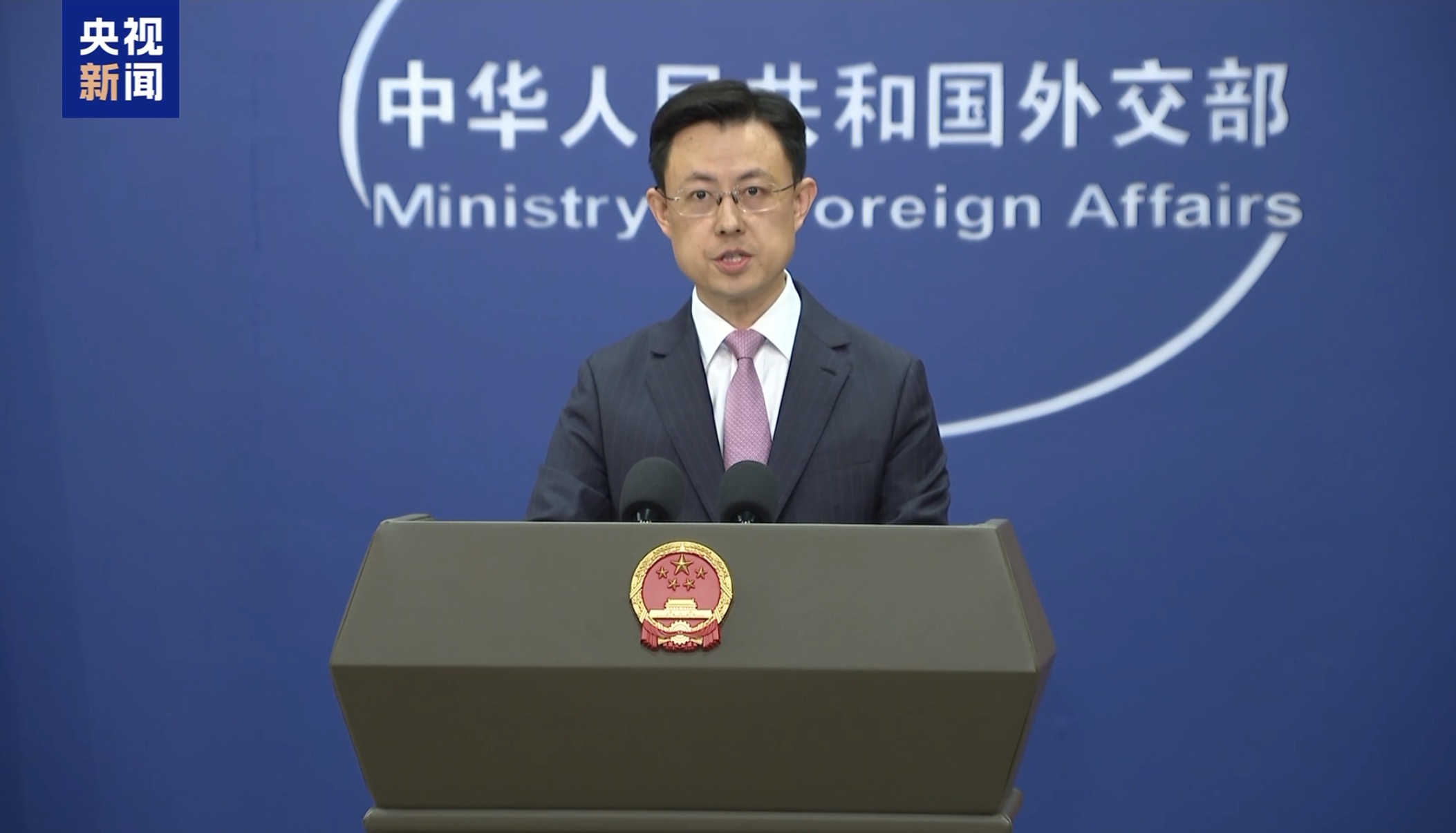 Chinese Foreign Ministry spokesperson Guo Jiakun answers questions at a regular press briefing on May 22, 2026. /CMG