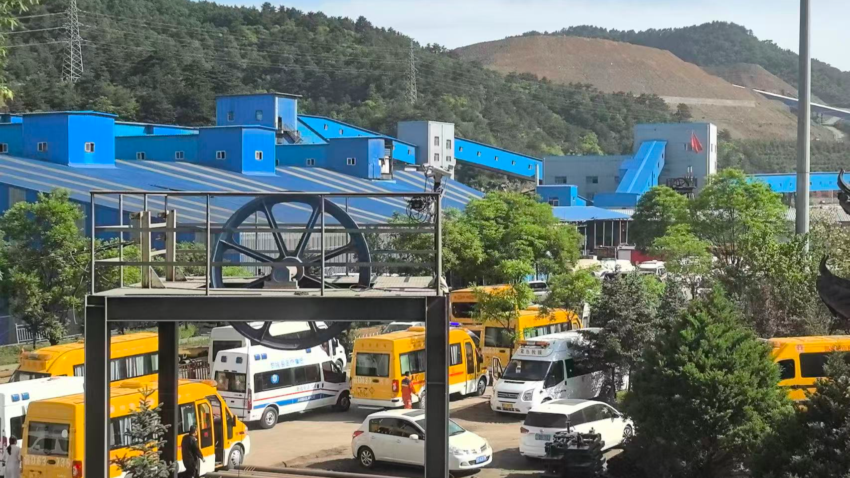 8 dead in Shanxi mine accident, rescue operations underway