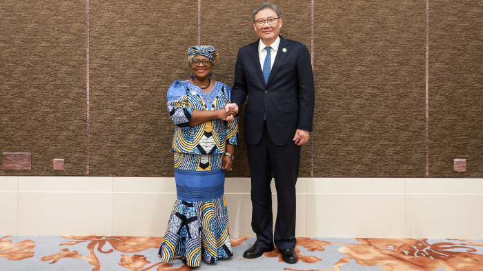 Chinese Commerce Minister Wang Wentao meets with Director-General of the World Trade Organization, Ngozi Okonjo-Iweala in Suzhou, Jiangsu Province, China on May 22, 2026. /Ministry of Commerce