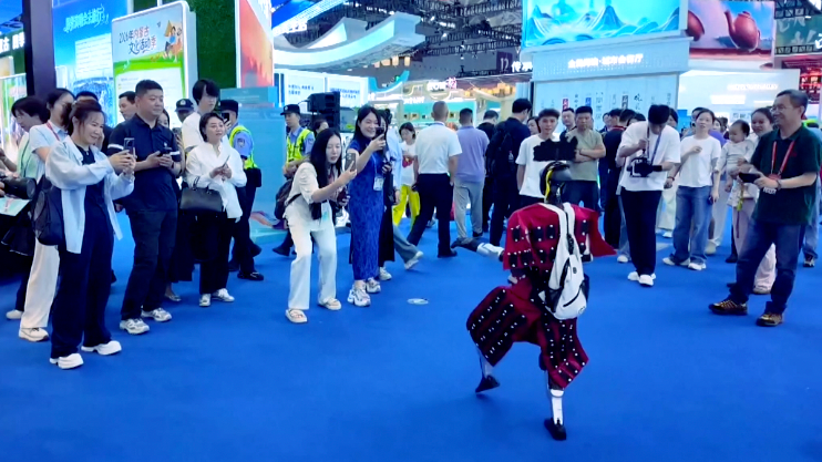 Embodied AI takes center stage at Shenzhen cultural industries fair