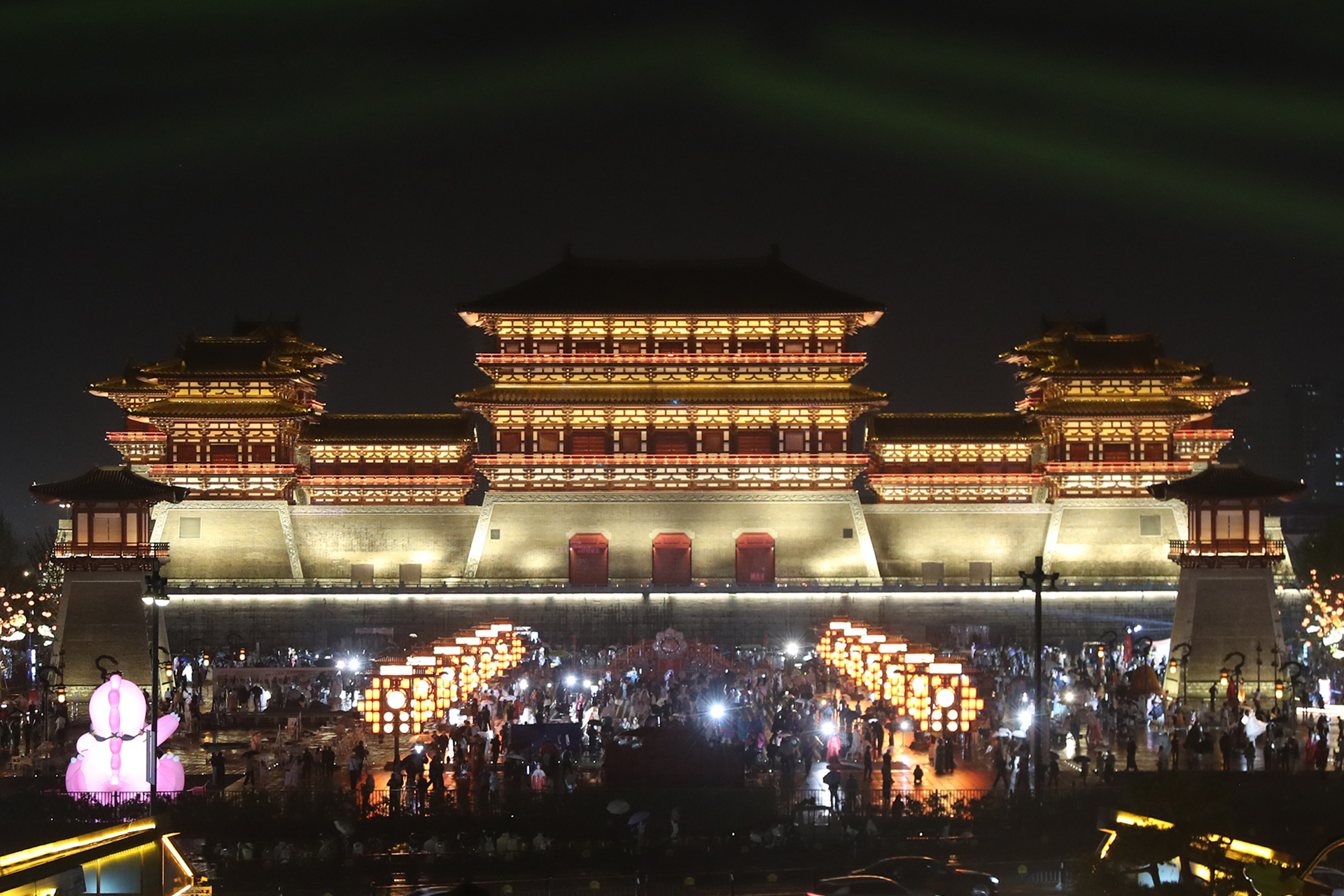 The Yingtianmen Gate in Luoyang, Henan Province is seen lit up at night. /CGTN