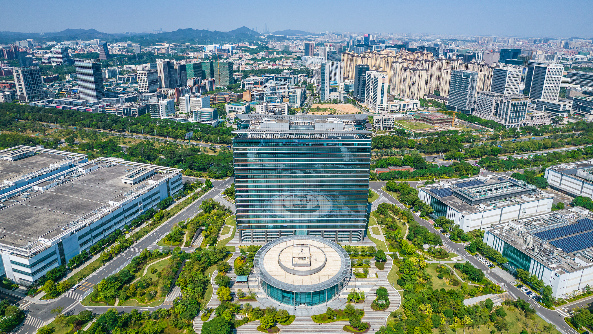 The Huawei Southern Production Base in Dongguan, Guangdong Province, south China. /VCG