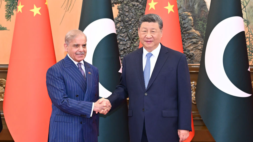 President Xi Jinping meets Pakistani Prime Minister Shehbaz Sharif