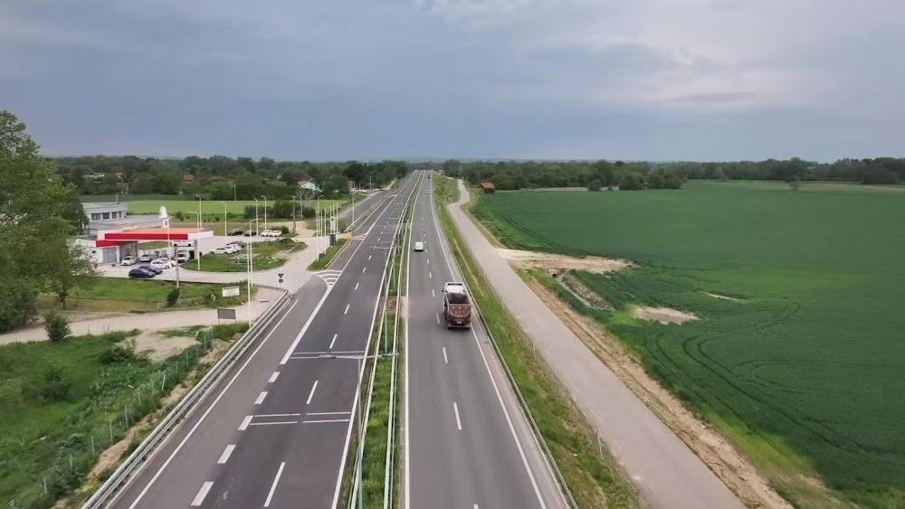 A view of the Danube Corridor expressway, which links eastern Serbia with the capital, Belgrade. /Xinhua 