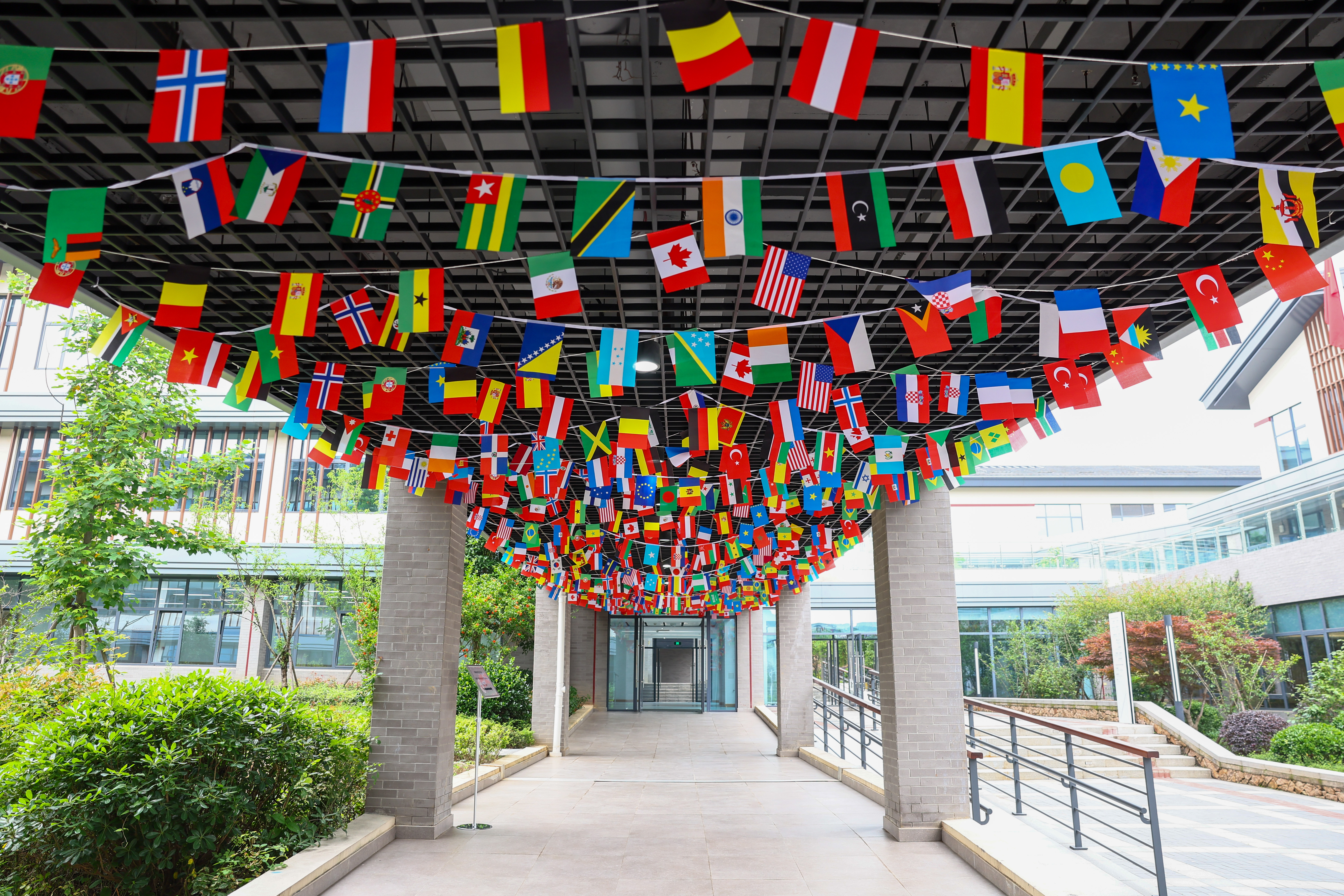 International training programs account for around a third of the curriculum at the Moganshan International Institute for Geospatial Knowledge and Innovation. /Cai Jun