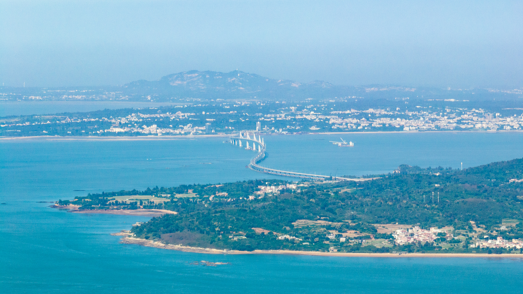 A view of the Kinmen bridge in Kinmen County, southeast China's Taiwan. /VCG