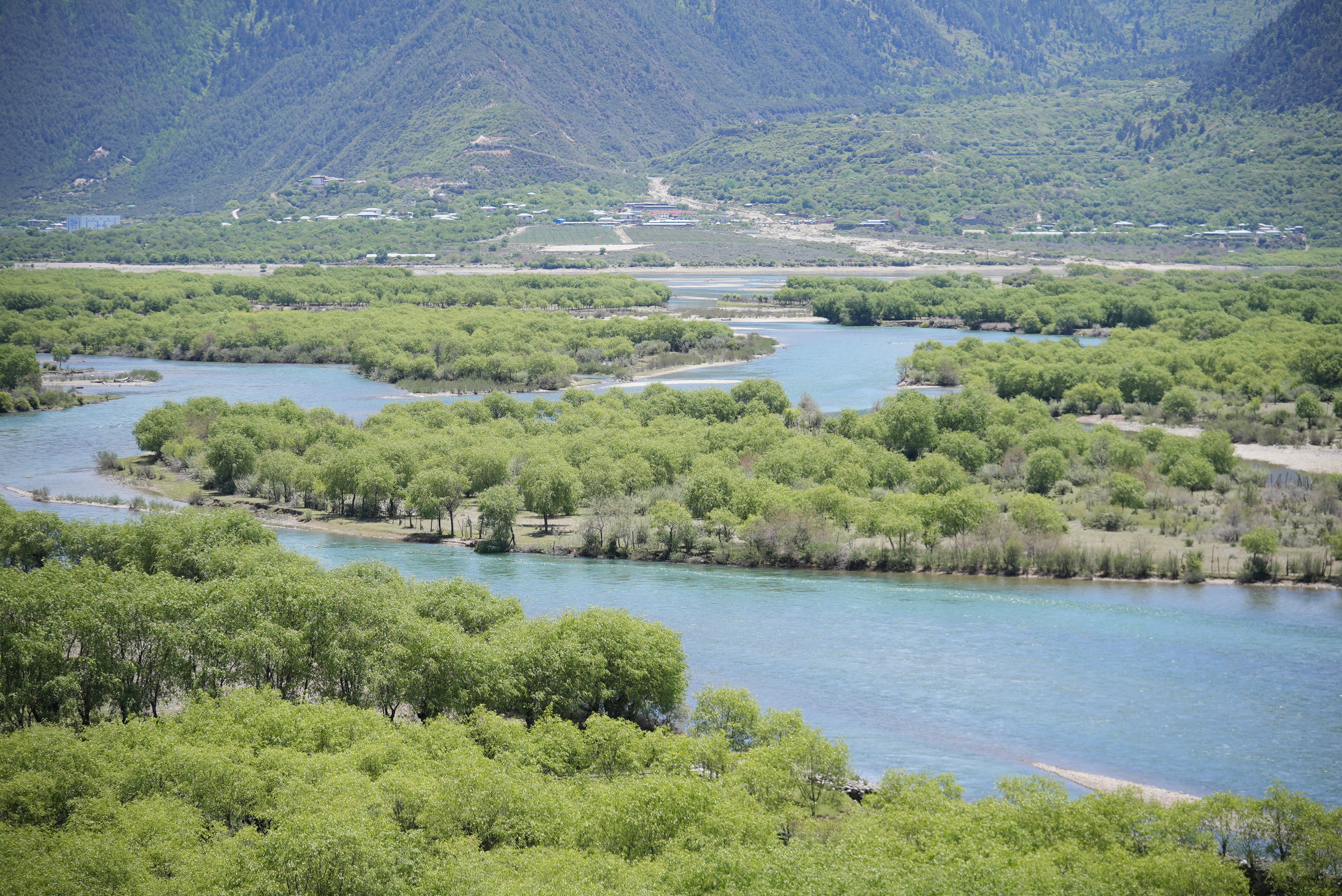 The ecological restoration of the Niyang River at the Yani National Wetland Park in Nyingchi, Xizang Autonomous Region, China. May 19, 2026. Li Jian/CGTN