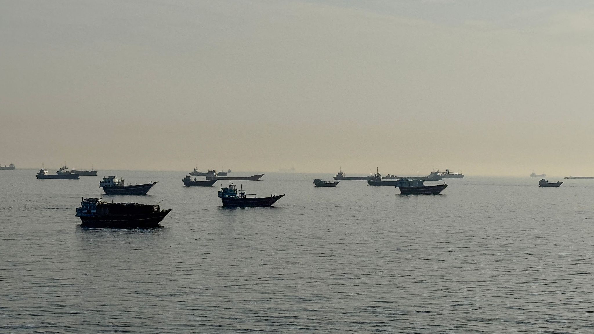 Live: US-Iran talks continue amid renewed military tensions