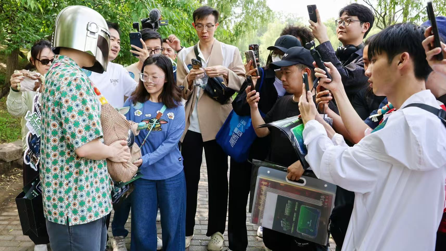 Outdoor party brings Star Wars to Beijing Olympic Park