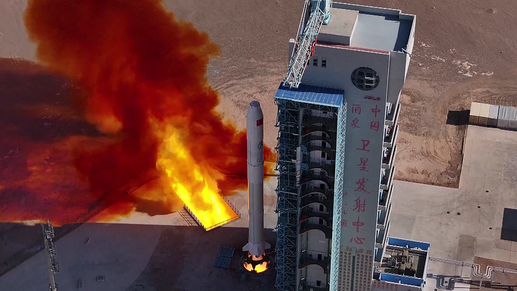 China launches AlSat-3B remote sensing satellite from the Jiuquan Satellite Launch Center, northwest China, January 31, 2026. /VCG