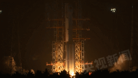 A modified Long March-7 rocket, carrying a communication test satellite, lifts off from the Wenchang Space Launch Site in south China's Hainan Province, May 27, 2026. /CMG