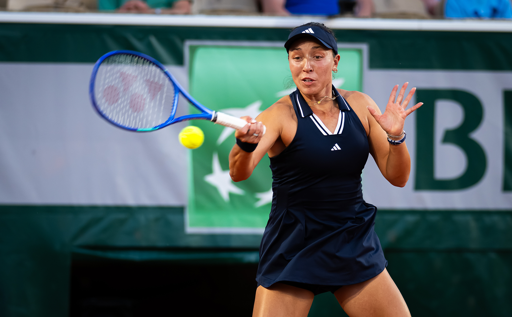 Jessica Pegula of the US hits a shot in the women's singles first round against Kimberly Birrell of Australia at the French Open at Roland Garros in Paris, France, May 26, 2026. /VCG