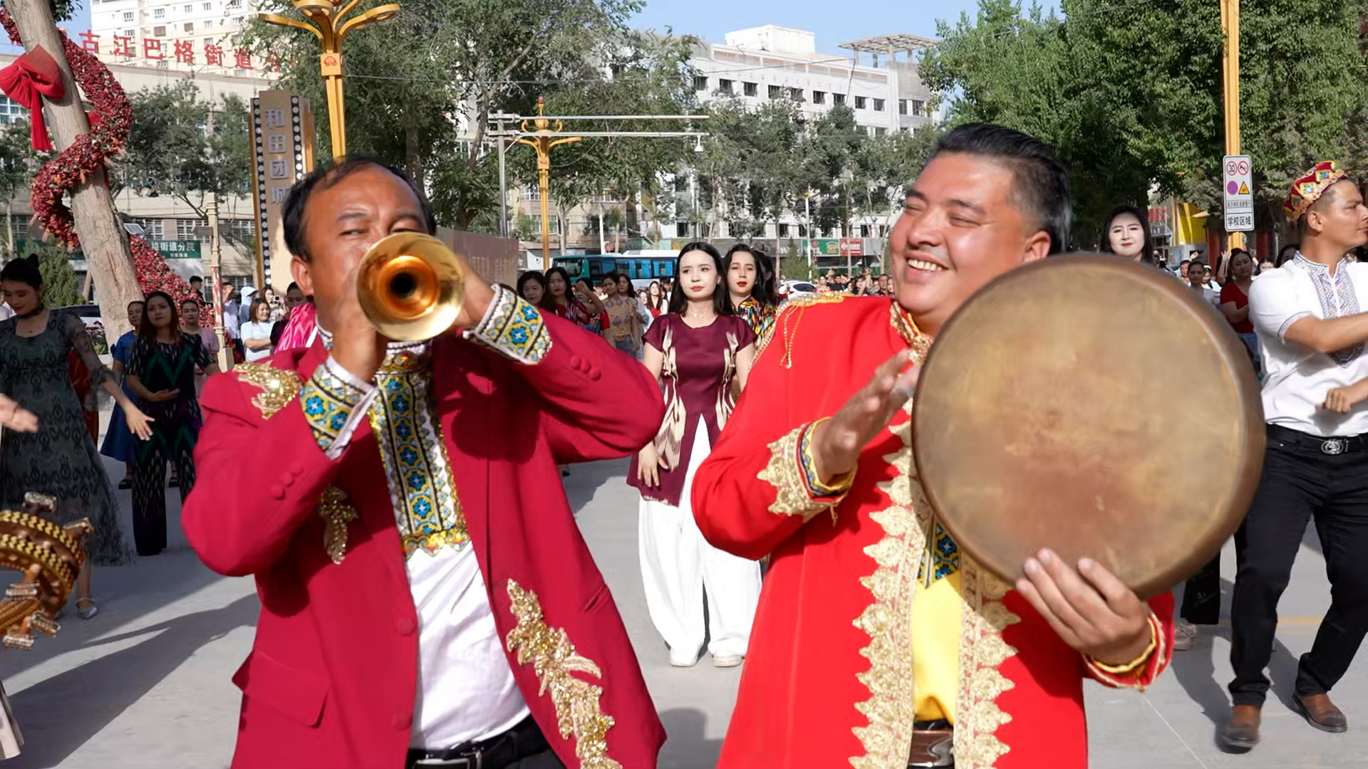 Culture, joy and unity: Corban Festival lights up Xinjiang's Hotan