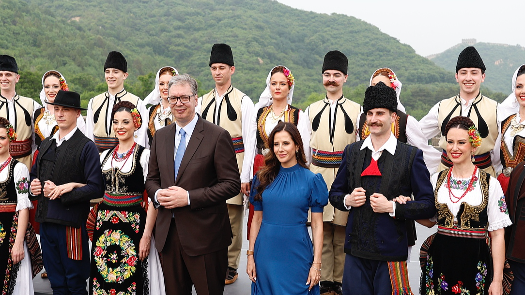 Why Serbian President Vucic began his China visit at the Great Wall