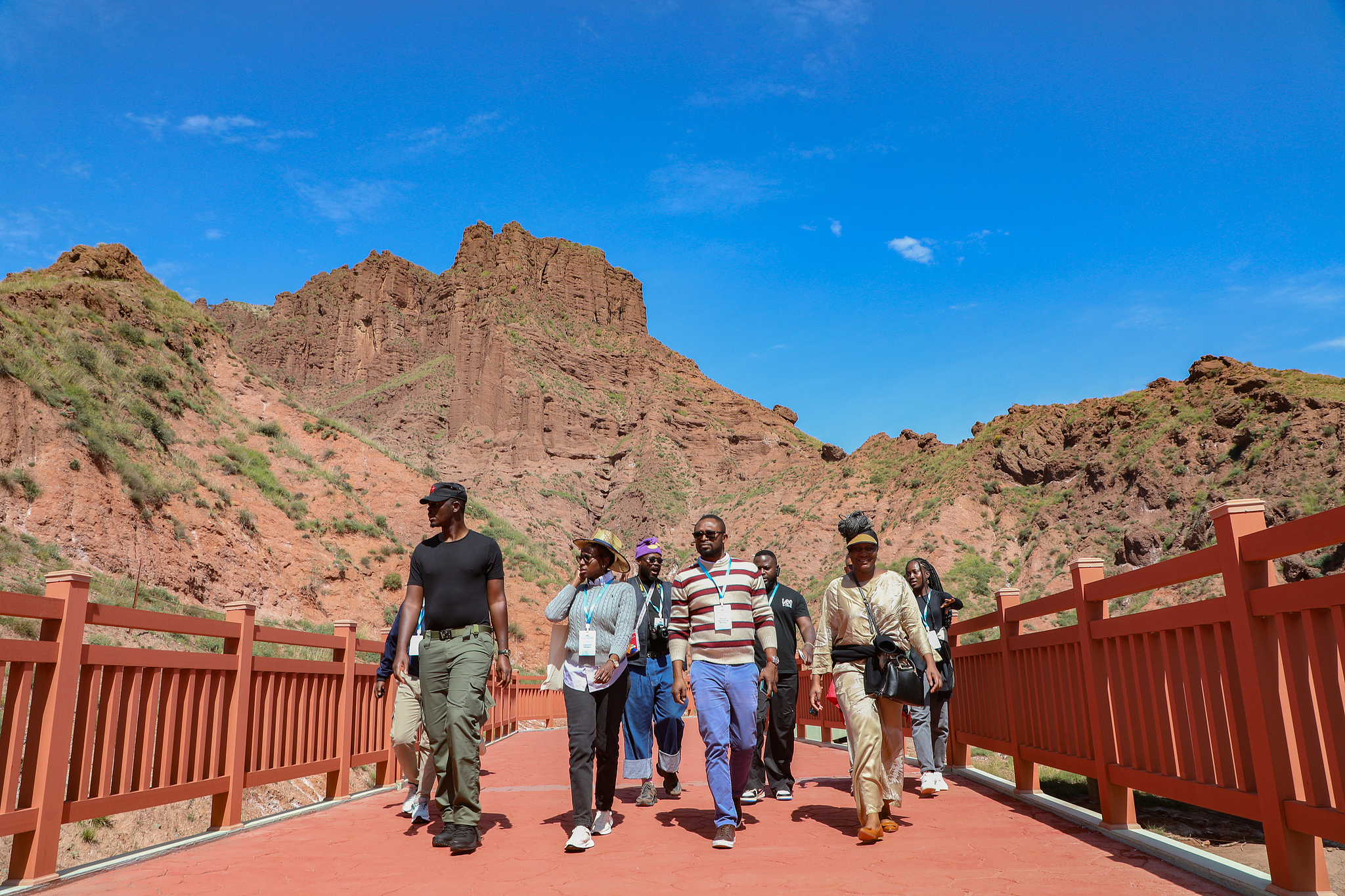 Members of the ninth China-Africa Youth Festival delegation and a group of African journalists visit the Kanbula UNESCO Global Geopark in Huangnan Tibetan Autonomous Prefecture, northwest China's Qinghai Province, September 11, 2025. The China-Africa Youth Festival was launched following a consensus reached by leaders at the 2015 Johannesburg Summit of FOCAC. /VCG
