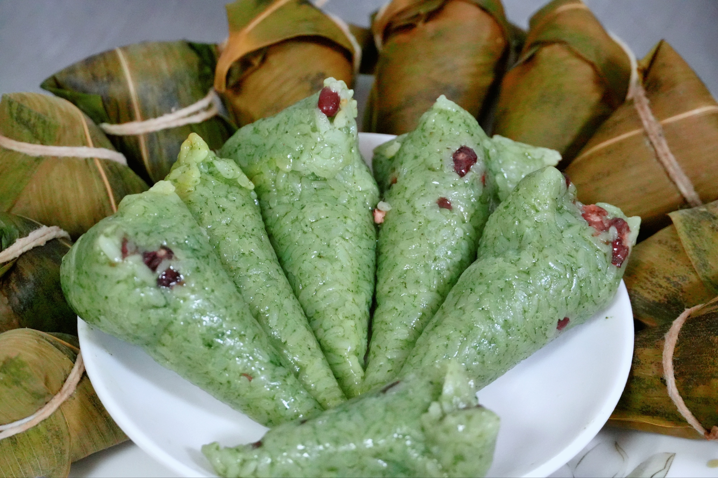 Matcha zongzi are seen in Sinan County, southwest China's Guizhou Province on May 21, 2026. /Tongren Media Convergence Center