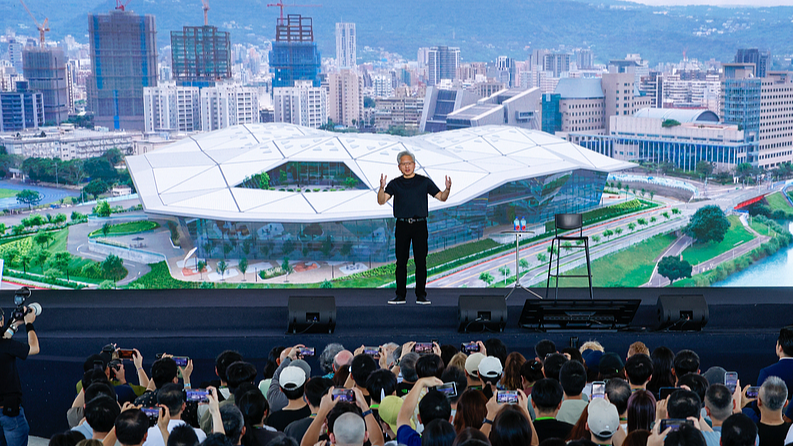 NVIDIA CEO Jensen Huang speaks during the NVIDIA Constellation All-Employee Celebration in Taipei, China's Taiwan region, May 27, 2026. /VCG