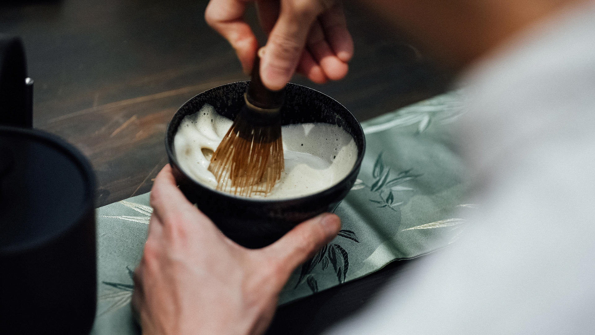 The art of Dian Cha: Traditional Chinese tea brewing technique